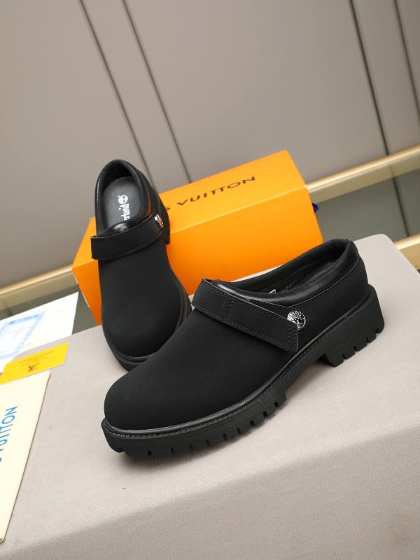 Louis Vuitton Matte Suede Lug-Sole Mule – Triple Black