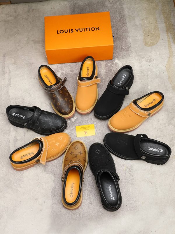 Louis Vuitton Matte Suede Lug-Sole Mule – Triple Black