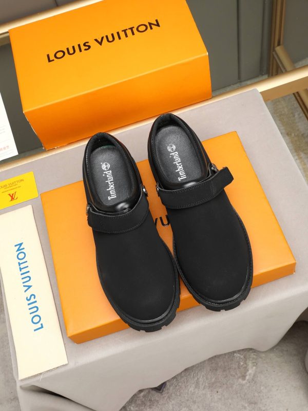 Louis Vuitton Matte Suede Lug-Sole Mule – Triple Black