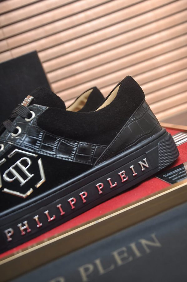 Philipp Croc-Embossed Hexagon Low-Top Sneaker – Black (5) Philipp Croc-Embossed Hexagon Low-Top Sneaker – Black