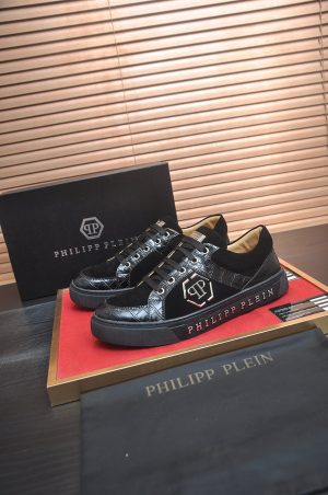 Philipp Croc-Embossed Hexagon Low-Top Sneaker – Black (7) Philipp Croc-Embossed Hexagon Low-Top Sneaker – Black