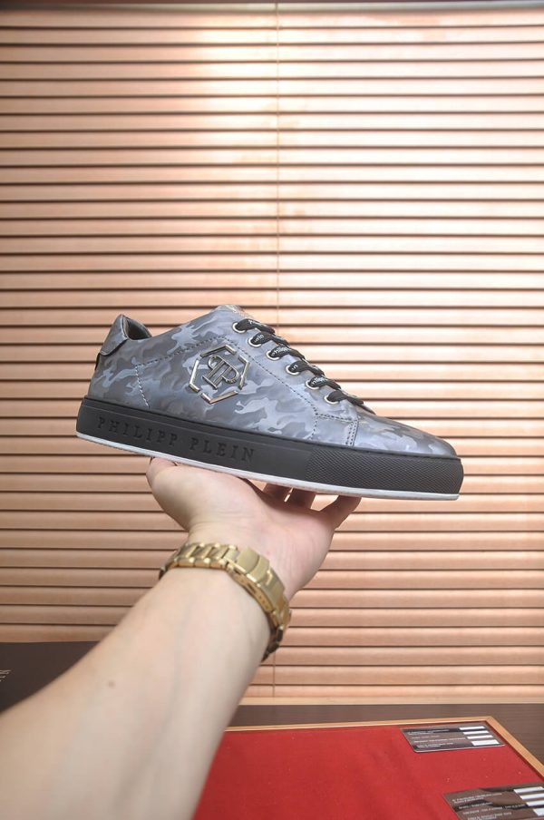 Philipp Plein Camouflage Hexagon Low-Top Sneaker – Grey & Black