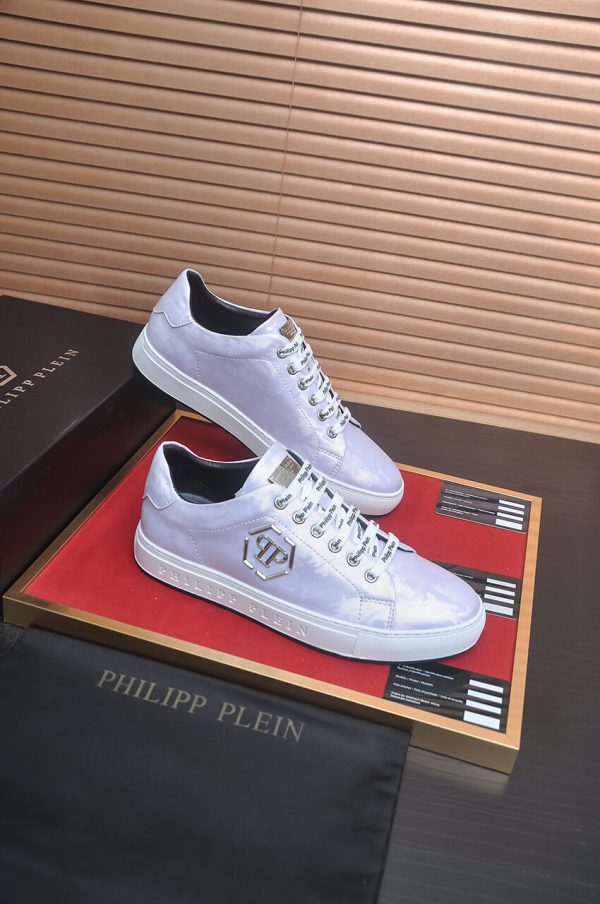 Philipp Plein Camouflage Hexagon Low-Top Sneaker – White & Light Grey