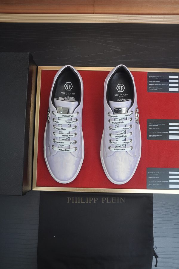 Philipp Plein Camouflage Hexagon Low-Top Sneaker – White & Light Grey