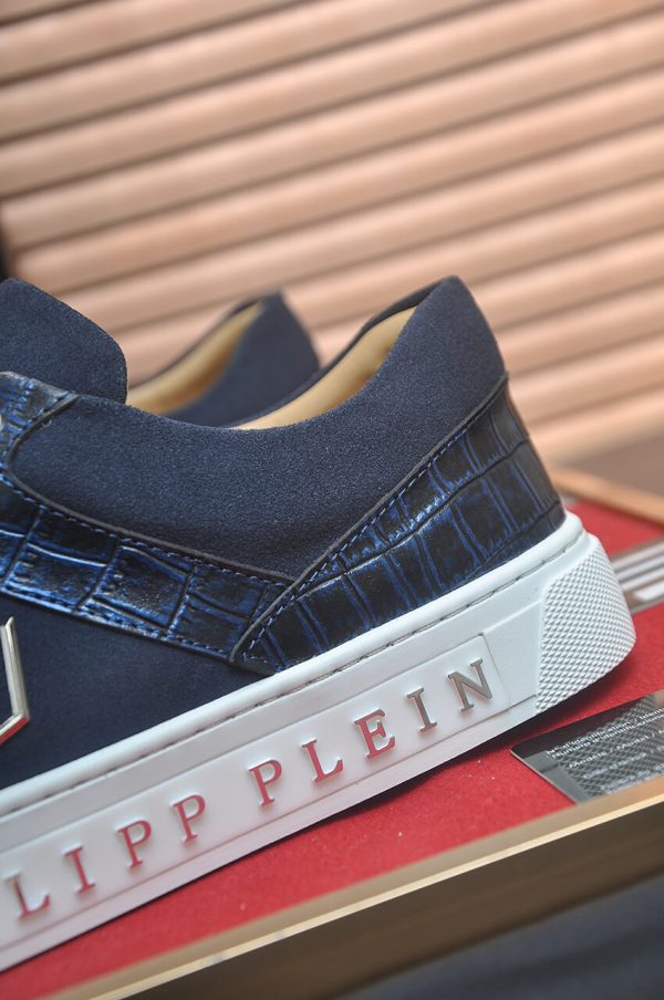 Philipp Plein Croc-Embossed Hexagon Low-Top Sneaker – Navy Blue