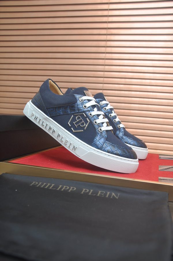 Philipp Plein Croc-Embossed Hexagon Low-Top Sneaker – Navy Blue