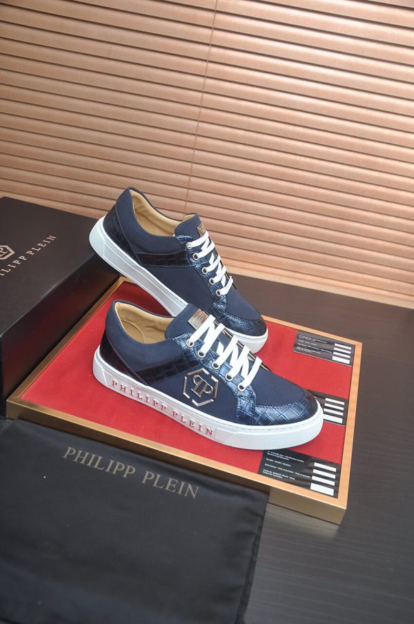 Philipp Plein Croc-Embossed Hexagon Low-Top Sneaker – Navy Blue
