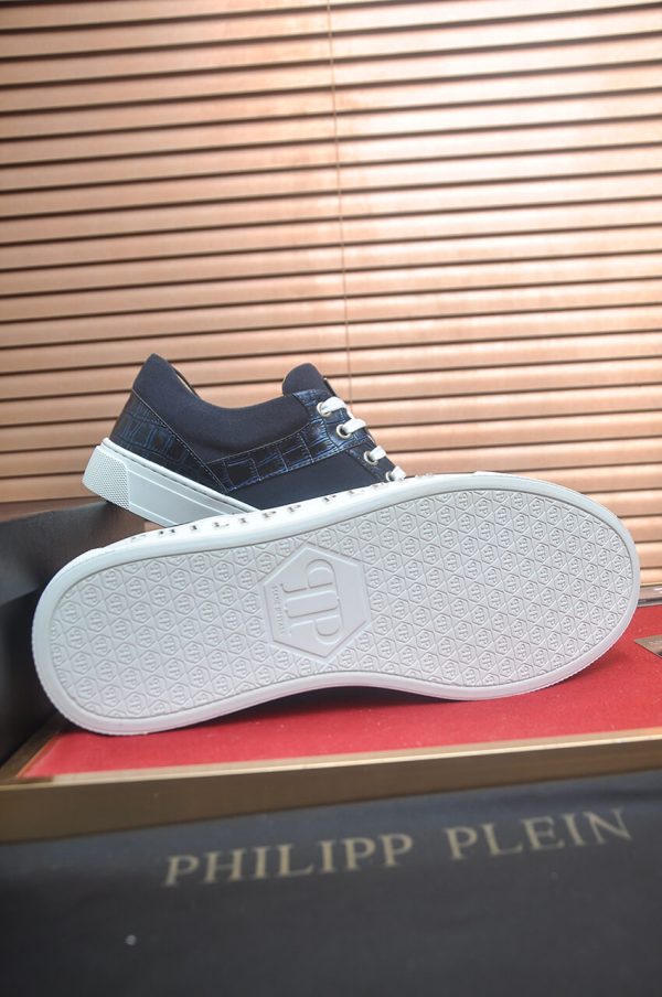 Philipp Plein Croc-Embossed Hexagon Low-Top Sneaker – Navy Blue