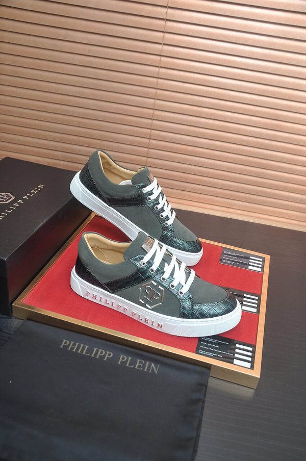 Philipp Plein Croc-Embossed Hexagon Low-Top Sneaker – Olive & Metallic Green