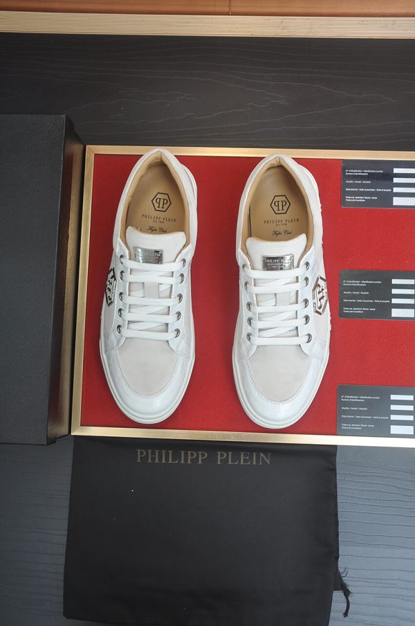 Philipp Plein Croc-Embossed Hexagon Low-Top Sneaker – White