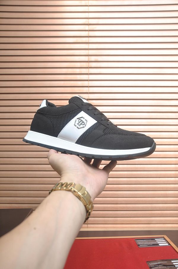 Philipp Plein Hexagon Runner Sneaker – Black & White