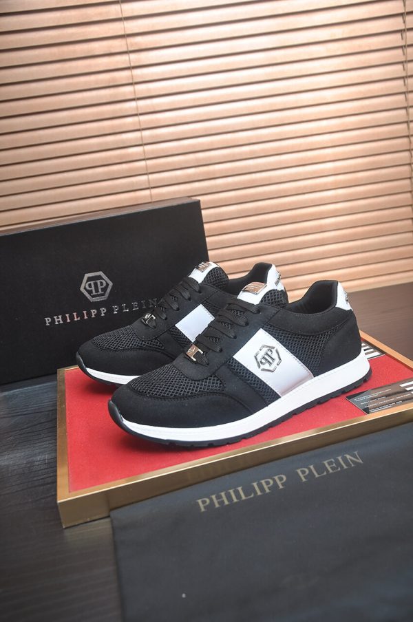Philipp Plein Hexagon Runner Sneaker – Black & White