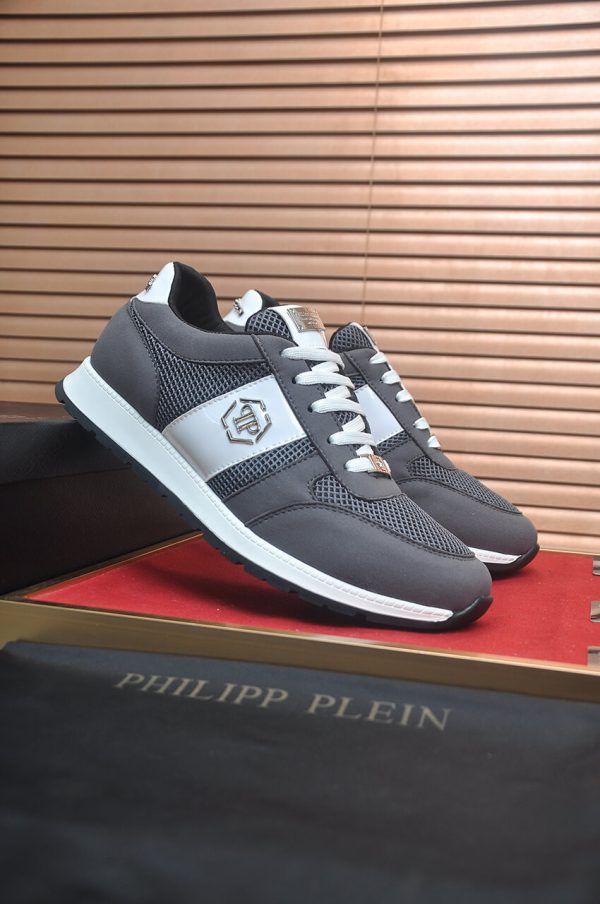 Philipp Plein Hexagon Runner Sneaker – Grey & White (4) Philipp Plein Hexagon Runner Sneaker – Grey & White