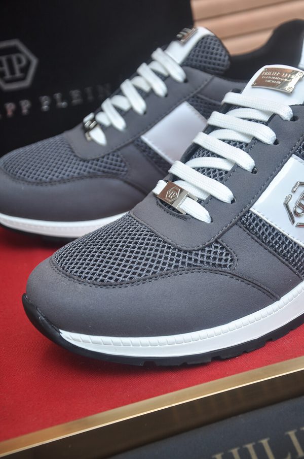 Philipp Plein Hexagon Runner Sneaker – Grey & White (6) Philipp Plein Hexagon Runner Sneaker – Grey & White
