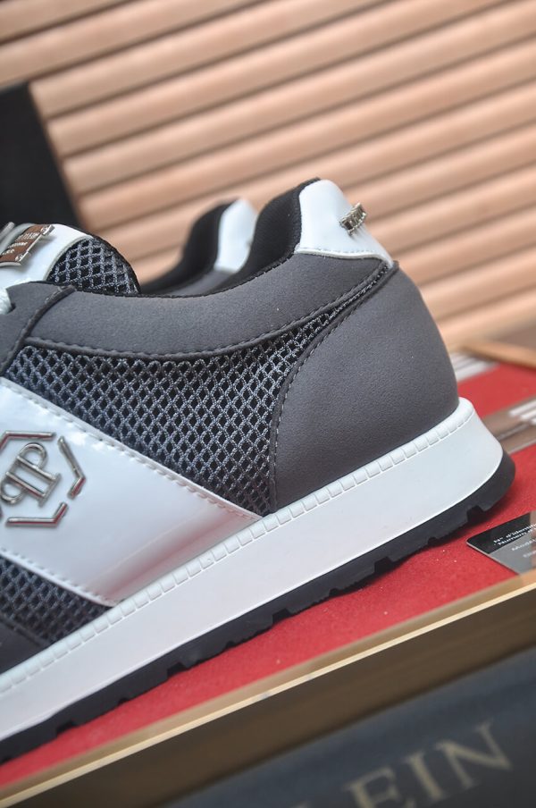 Philipp Plein Hexagon Runner Sneaker – Grey & White (9) Philipp Plein Hexagon Runner Sneaker – Grey & White