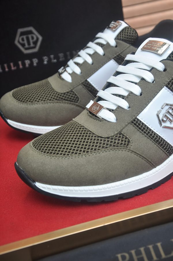 Philipp Plein Hexagon Runner Sneaker – Olive Green & White