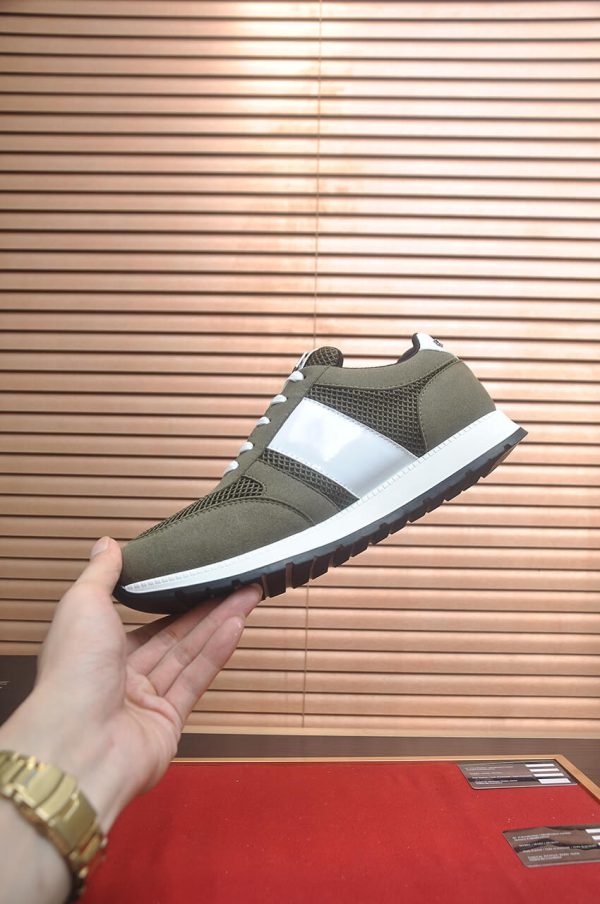 Philipp Plein Hexagon Runner Sneaker – Olive Green & White