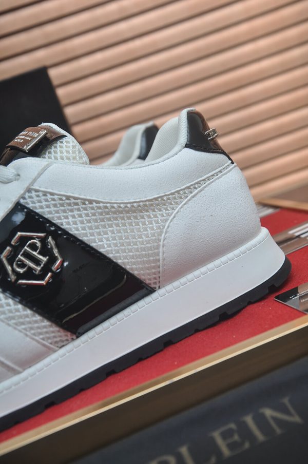 Philipp Plein Hexagon Runner Sneaker – White & Black (4) Philipp Plein Hexagon Runner Sneaker – White & Black