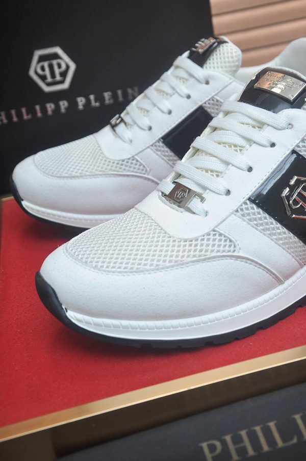 Philipp Plein Hexagon Runner Sneaker – White & Black (6) Philipp Plein Hexagon Runner Sneaker – White & Black