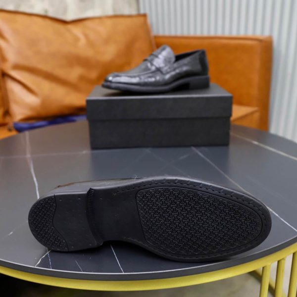 Prada Crinkled Leather Penny Loafers – Vintage Black