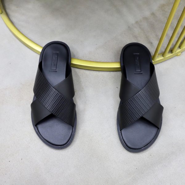 Zegna Pelletessuta Criss-Cross Sandals – Black