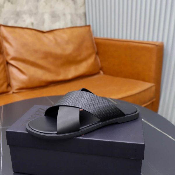 Zegna Pelletessuta Criss-Cross Sandals – Black