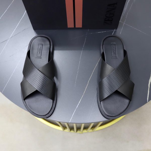 Zegna Pelletessuta Criss-Cross Sandals – Black