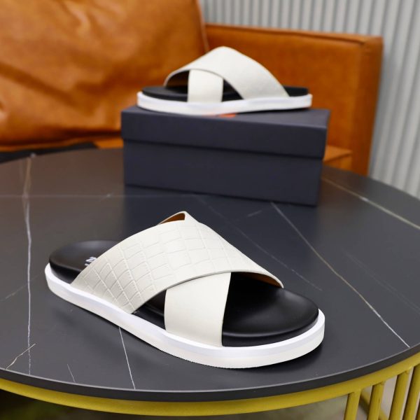 Zegna Pelletessuta Crisscross Sandals – Off-White & Black (1) Zegna Pelletessuta Crisscross Sandals – Off-White & Black