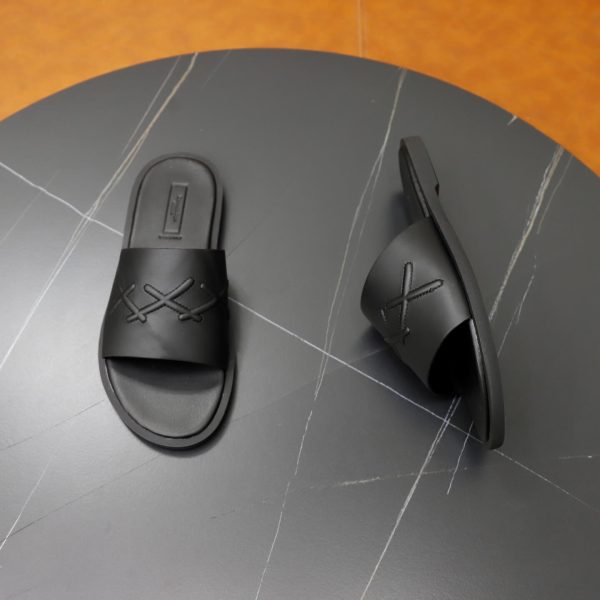 Zegna Signature Stitch Leather Slides – Black