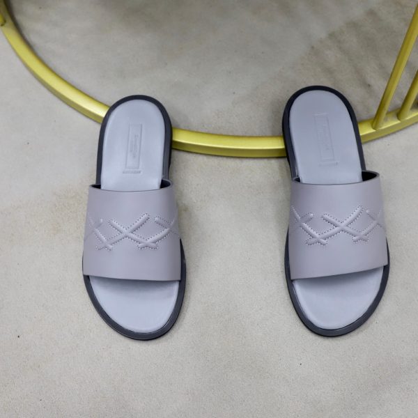 Zegna Signature Stitch Leather Slides – Light Grey
