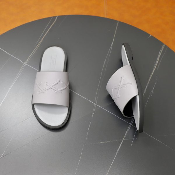 Zegna Signature Stitch Leather Slides – Light Grey