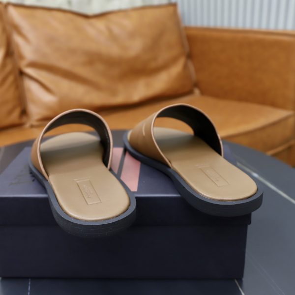Zegna Signature Stitch Leather Slides – Tan