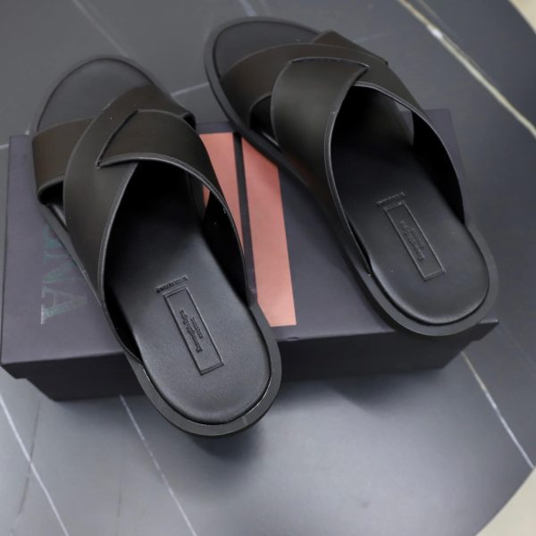 Zegna Smooth Leather Criss-Cross Sandals – Black