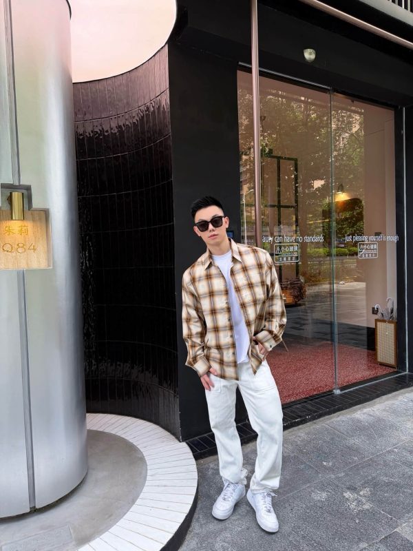 AMI Paris Boxy Beige Checkered Shirt Ami De Coeur In Canvas- Caramel (1) AMI Paris Boxy Beige Checkered Shirt Ami De Coeur In Canvas- Caramel