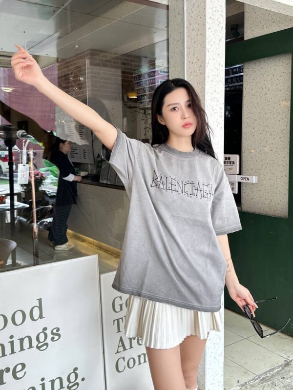 Balenciaga Connect The Dots T-Shirt- Light Grey (6) Balenciaga Connect The Dots T-Shirt- Light Grey