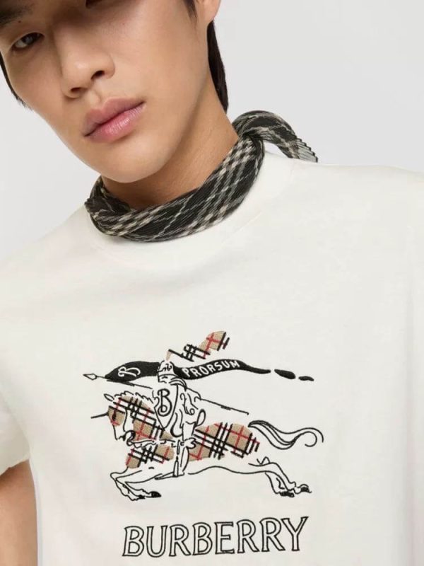 Burberry Knight Sketch Cotton T-shirts- Chalk White (1) Burberry Knight Sketch Cotton T-shirts- Chalk White