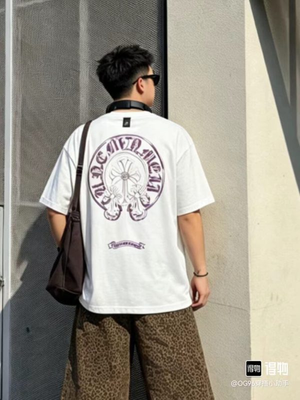 Chrome Hearts Horseshoe Logo Pocket T-Shirt- White (6) Chrome Hearts Horseshoe Logo Pocket T-Shirt- White