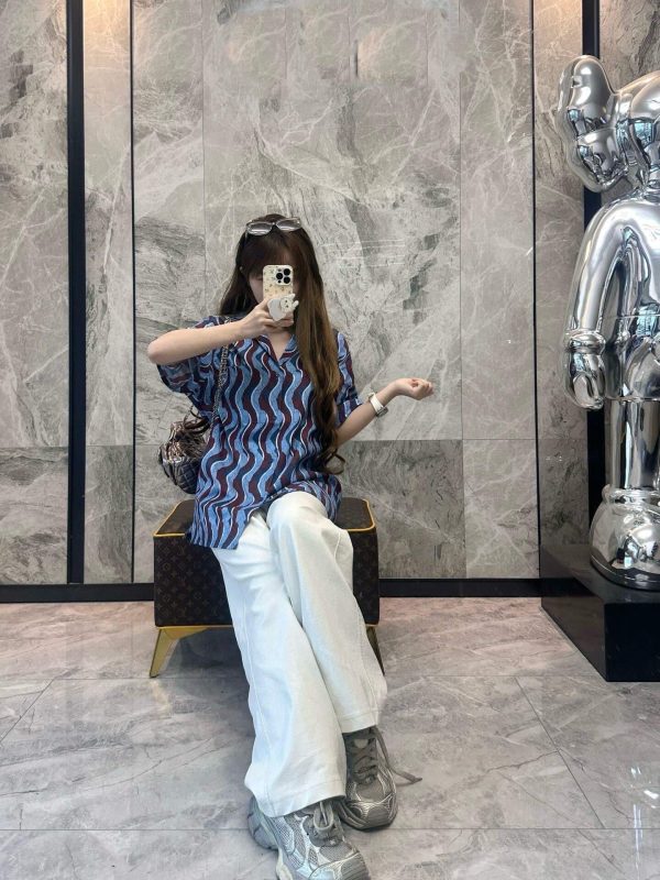 Gucci Waves Print Fabric Bowling Shirt-  light blue