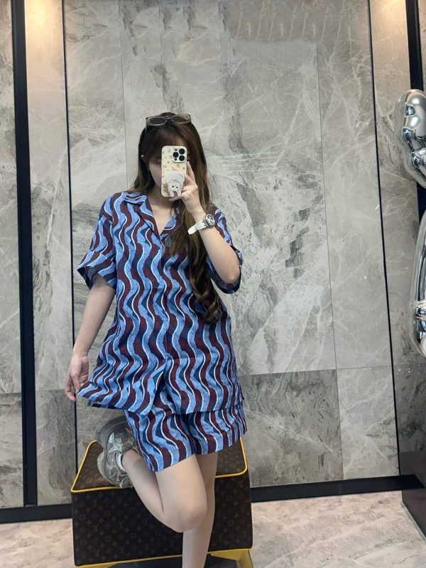 Gucci Wavy Stripe GG Cotton Shorts- Light blue