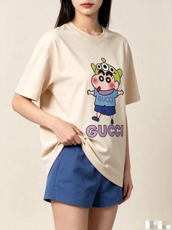 Gucci x Crayon Shin-chan Graphic T-shirt- Cream