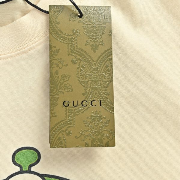 Gucci x Crayon Shin-chan Graphic T-shirt- Cream