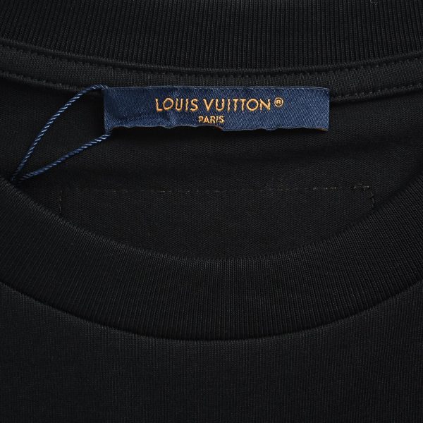 Louis Vuitton Cotton Inside Out Long Sleeve Crew Neck T-Shirt- Black (6) Louis Vuitton Cotton Inside Out Long Sleeve Crew Neck T-Shirt- Black