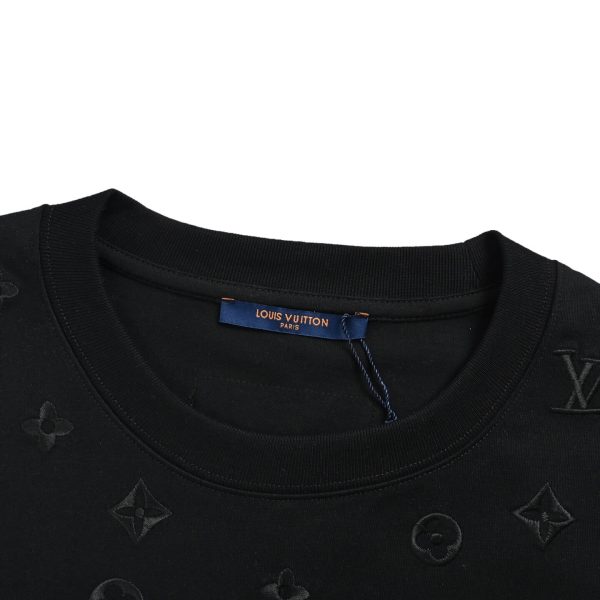 Louis Vuitton Embossed LV T-Shirt-Black