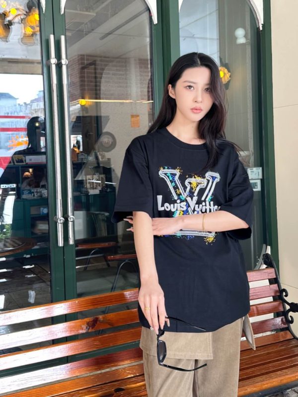 Louis Vuitton Graffiti/Splash Art Logo Tee- Black