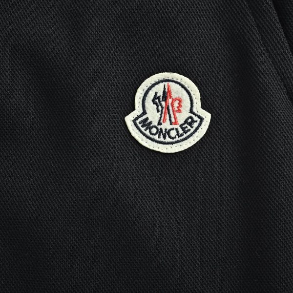 Moncler Sweat Shorts- Black (4) Moncler Sweat Shorts- Black