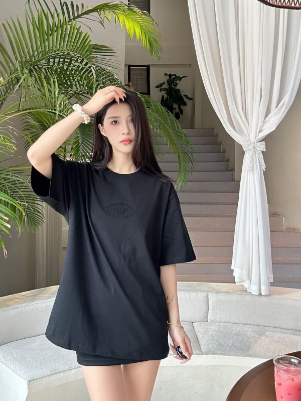 Prada Logo-Embroidered Cotton T-Shirt- Black