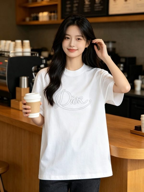 Dior Ribbon Script Logo Detailed Crewneck T-Shirt- White