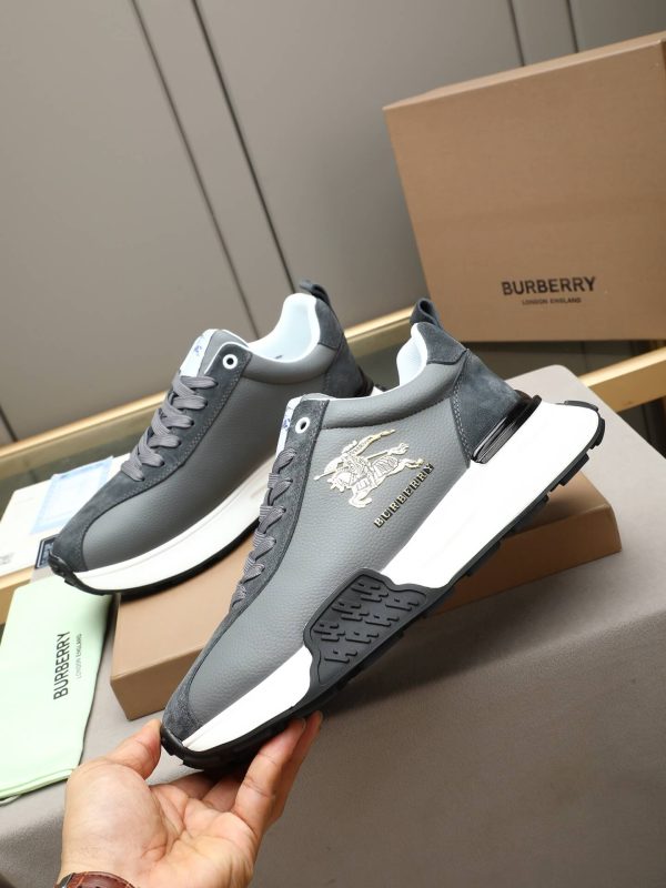 Burberry Equestrian Knight Low-Top Sneaker in Grey
