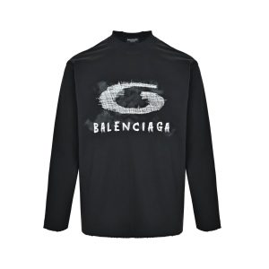 Balenciaga Distressed Graphic Logo Long-Sleeve T-Shirt Black (9) Balenciaga Distressed Graphic Logo Long-Sleeve T-Shirt Black