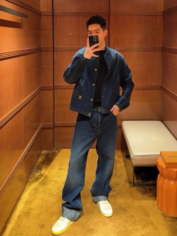 Louis Vuitton Signature Turn Up Denim Skate Pants Dark Wash (3) Louis Vuitton Signature Turn Up Denim Skate Pants Dark Wash